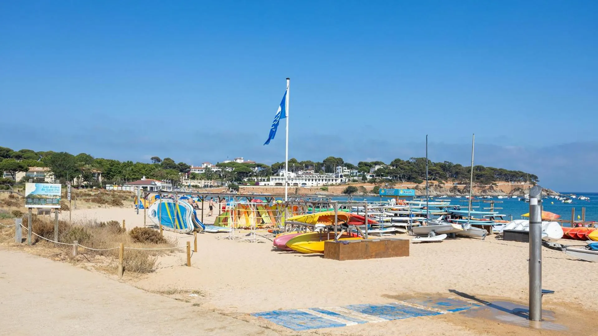 Seabreezeheaven - Sea View Apartment, Pool & Spacious Terrace With Bbq - 50M From Sant Pol Beach サン・フェリウ・ダ・ギショルス スペイン